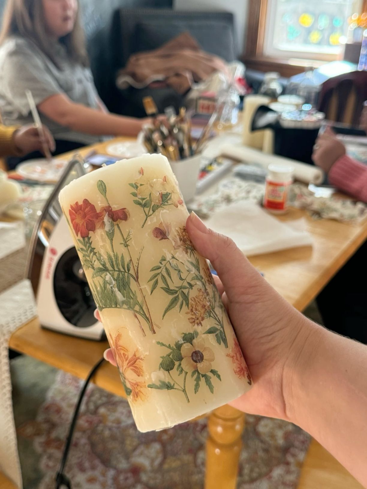 Flower napkin candles diy