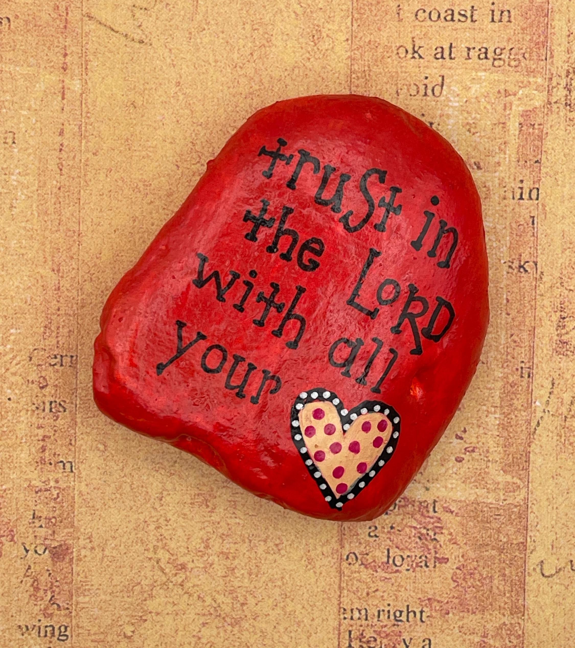 Vertrauen Sie dem Herrn von ganzem Herzen, Sprüche Schrift Vers, religiöse Kunst, bemalter Stein